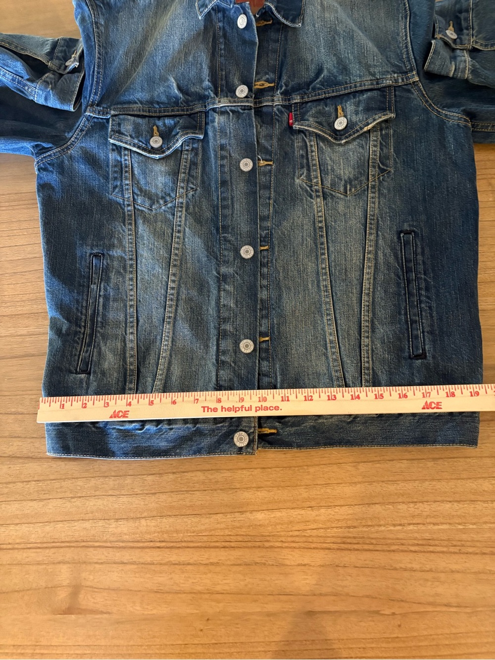 Levi's Men's Faded Blue Denim Trucker Jacket - Medium - Picture 4 of 9
